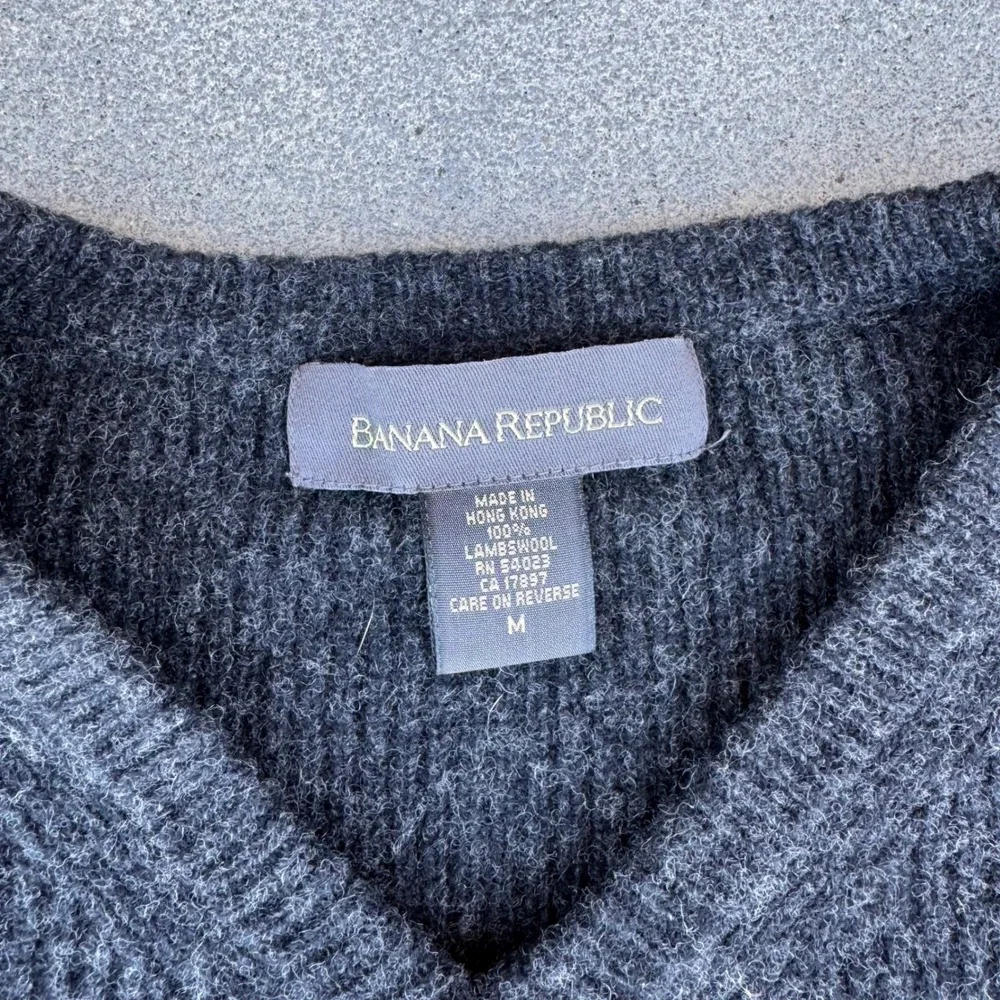 Banana Republic Men Charcoal Gray 100% Lambswool Ribbed V-Neck Sweater Medium
